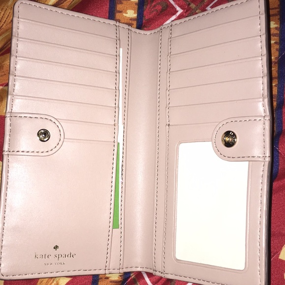 Kate Spade Wallet - Picture 3 of 4